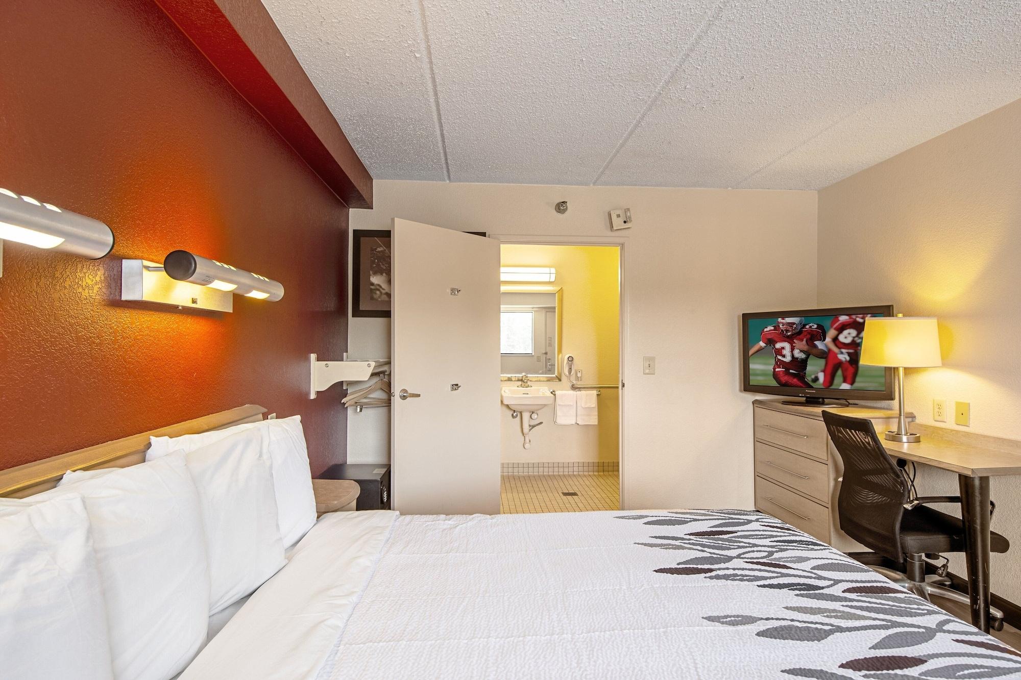 Red Roof Inn Pittsburgh North Cranberry Township Dış mekan fotoğraf